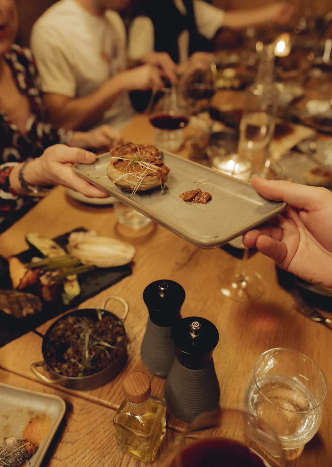 Abendessen im Sharing Stil