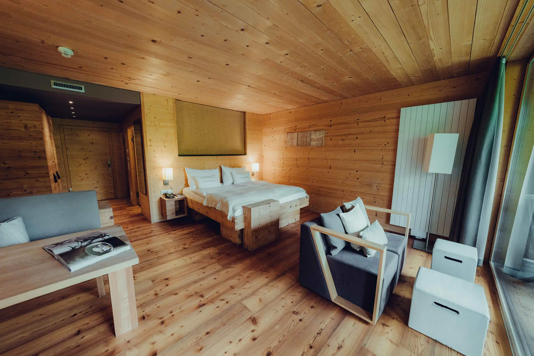 Hotelzimmer aus Holz
