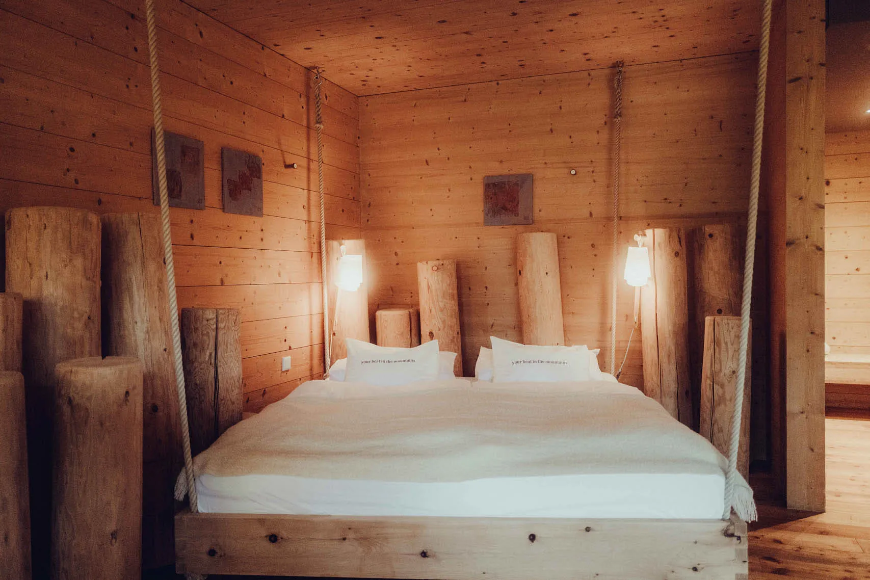 Suite mit Zirbenholzbett
