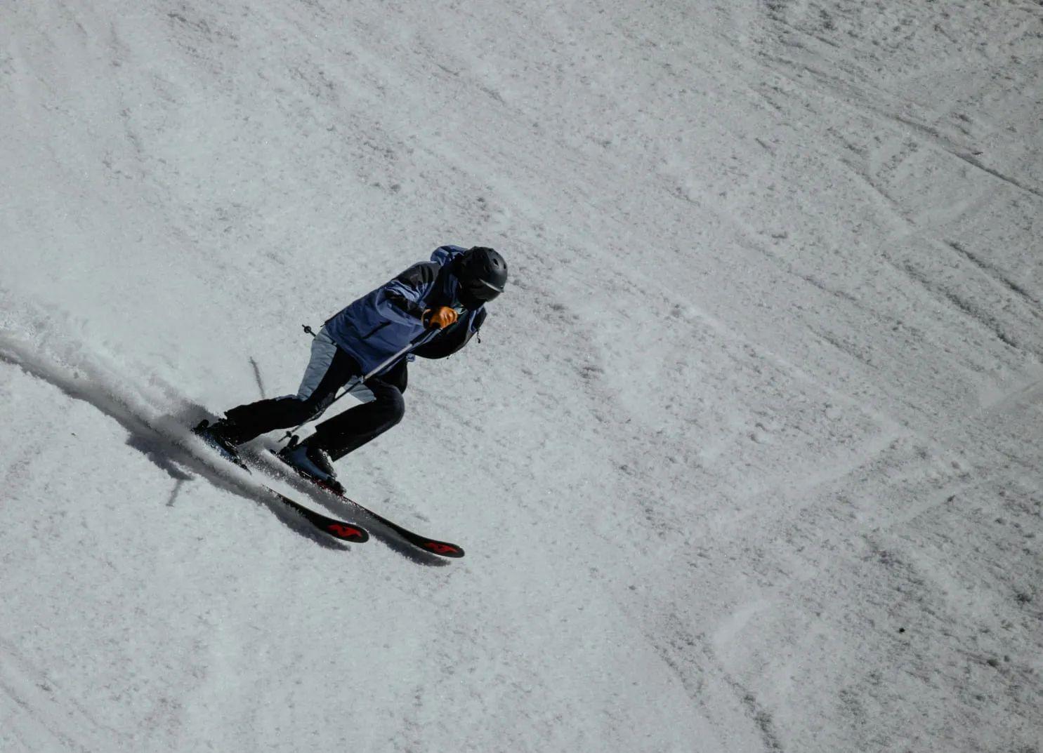 Skifahrer im Schnee