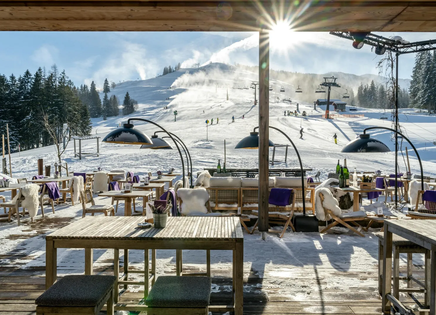 Sonnenterrasse der Forsthofalm